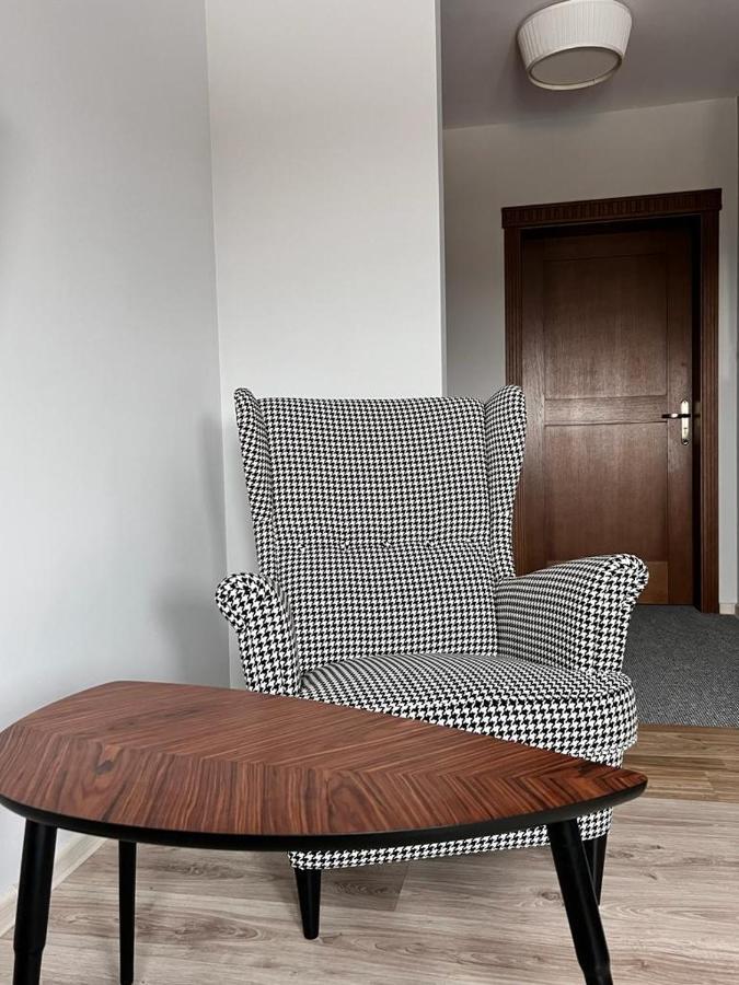 Hotel-Przystan Kikol Esterno foto